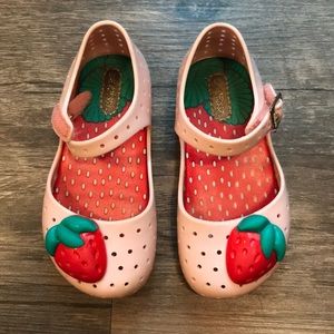 Mini Melissa 🍓Strawberry 8US 24EUR